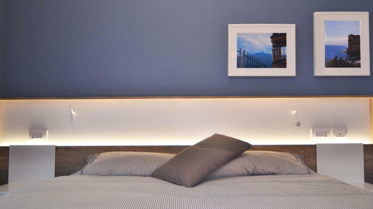 Bed In Centro Bed & Breakfast เนเปิลส์ ภายนอก รูปภาพ